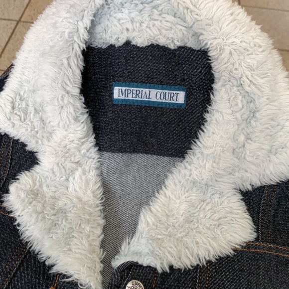 Women’s Jean Jacket - Picture 7 of 11